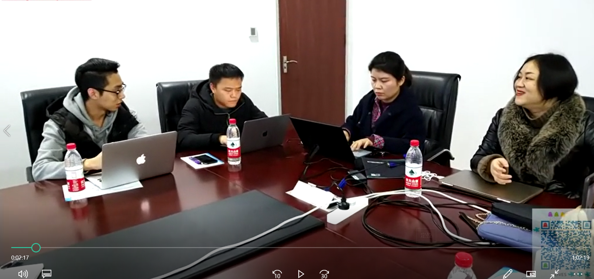 拓尔思HR主管与学生互动.png